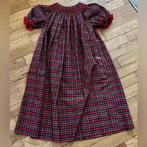 Smocked girls dress size 6